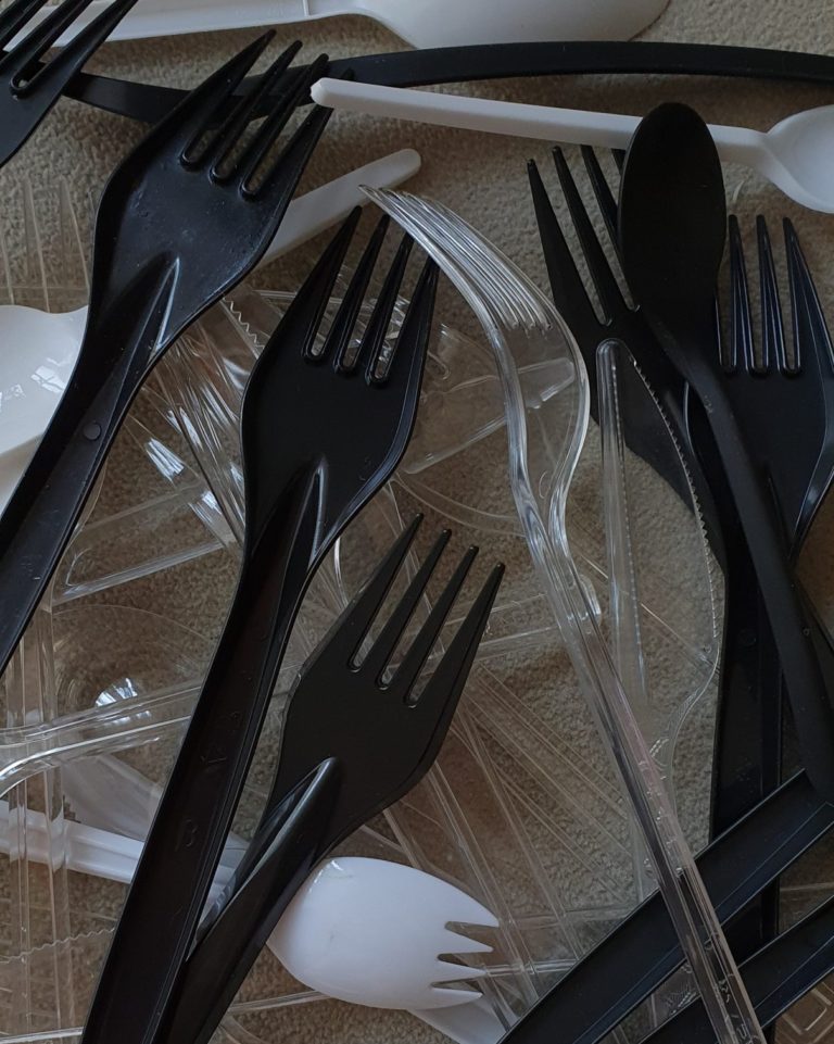 single-use plastic cutlery